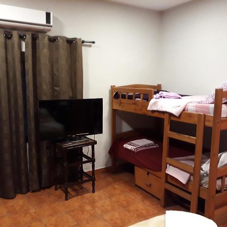 Residencia Leones De Castilla Ασουνσιόν Εξωτερικό φωτογραφία