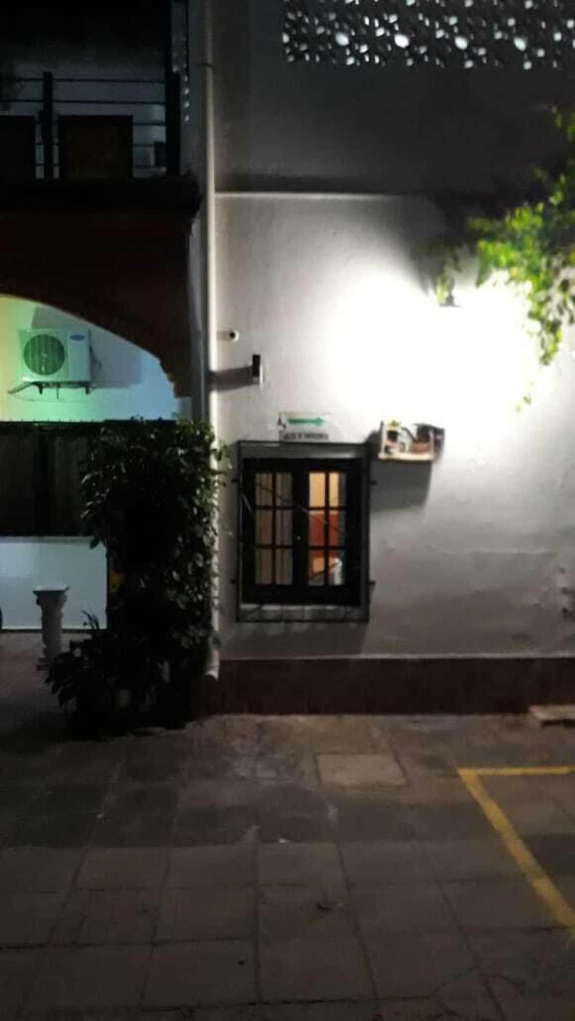 Residencia Leones De Castilla Ασουνσιόν Εξωτερικό φωτογραφία