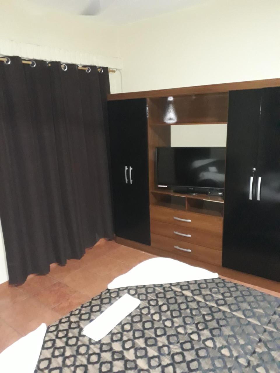 Residencia Leones De Castilla Ασουνσιόν Εξωτερικό φωτογραφία