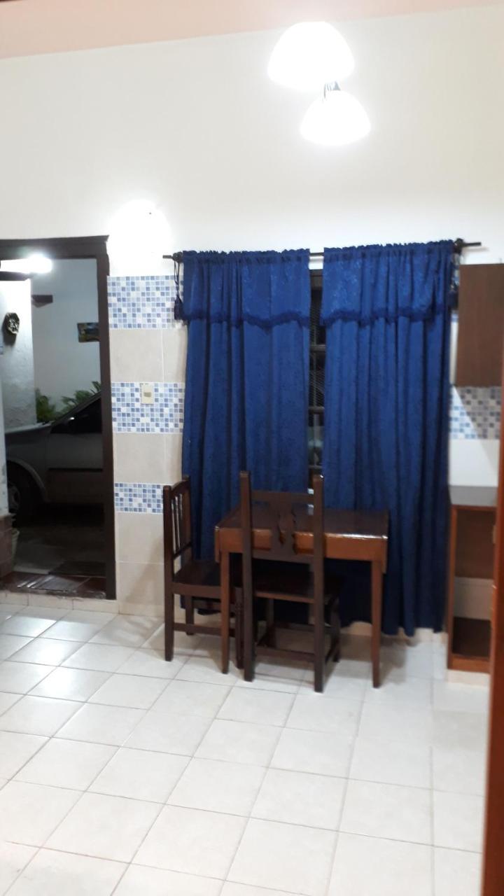 Residencia Leones De Castilla Ασουνσιόν Εξωτερικό φωτογραφία